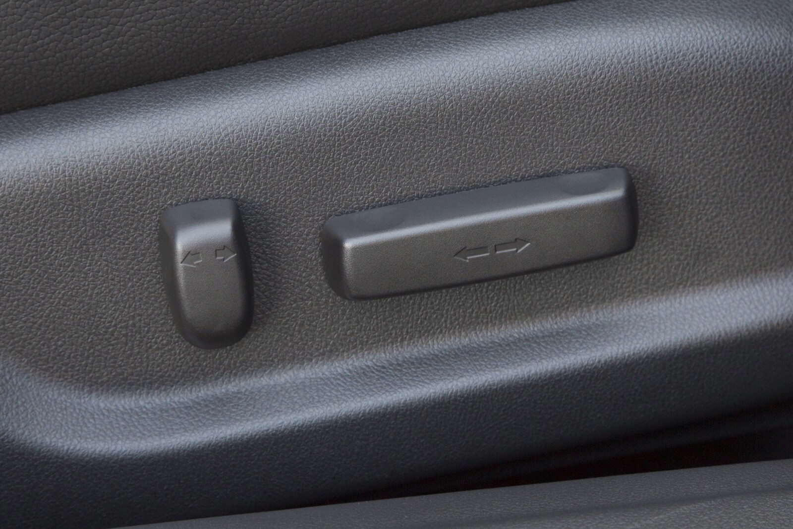 2016 Acura ILX front safety DETAIL