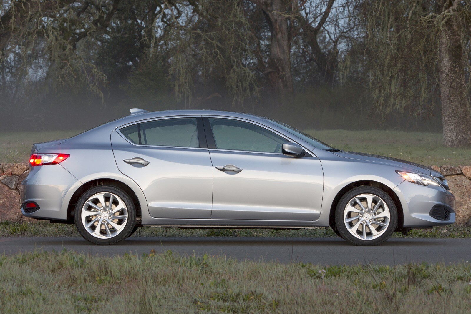 2017 Acura Ilx exterior F
