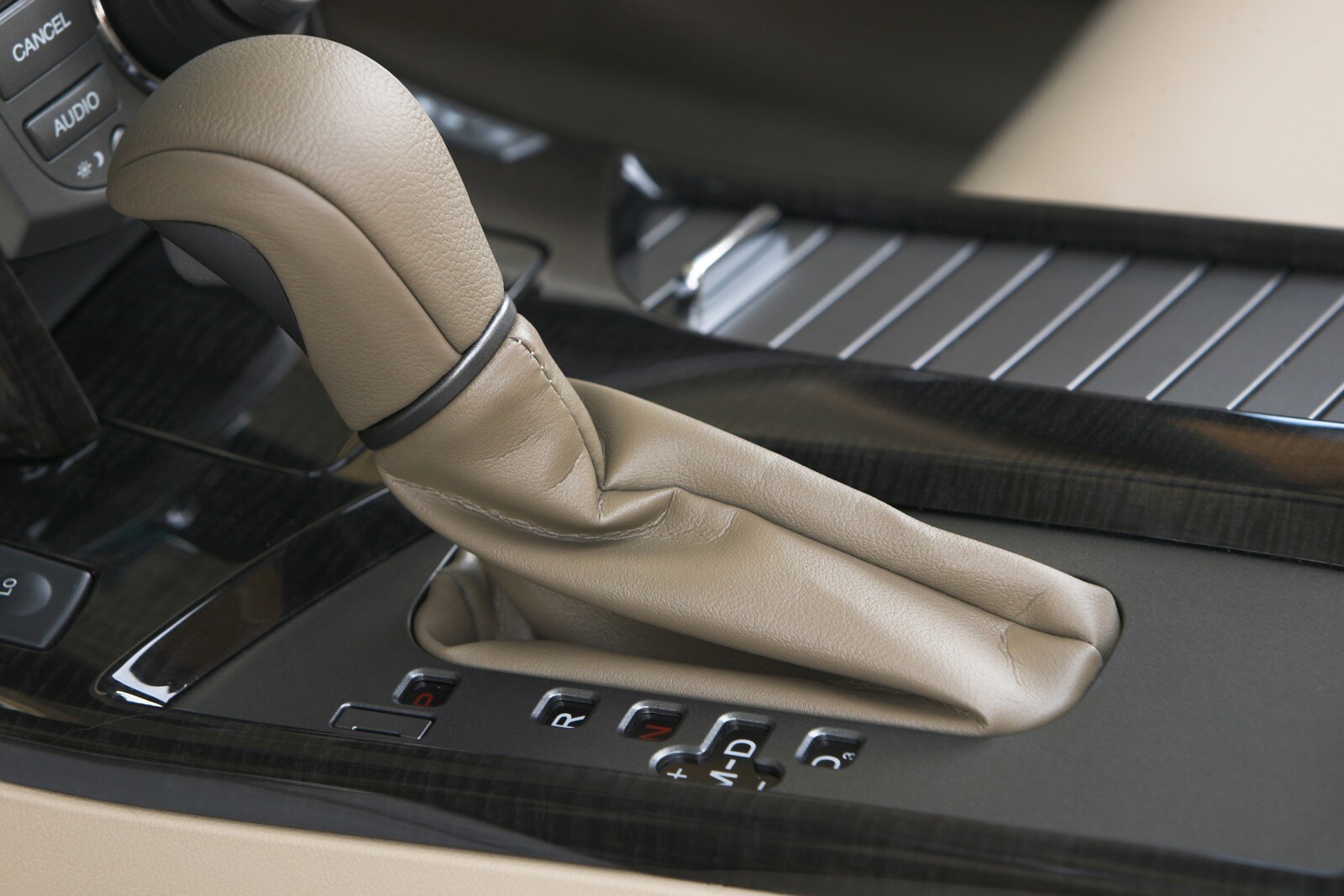 2008 Acura Mdx interior SHF