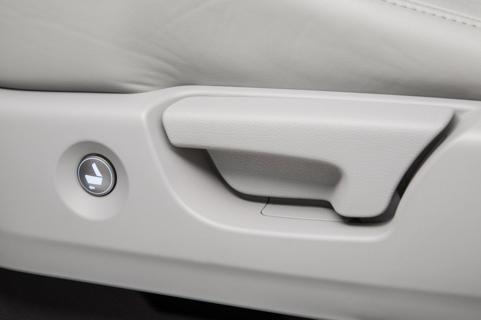 2016 Acura MDX front safety DETAIL