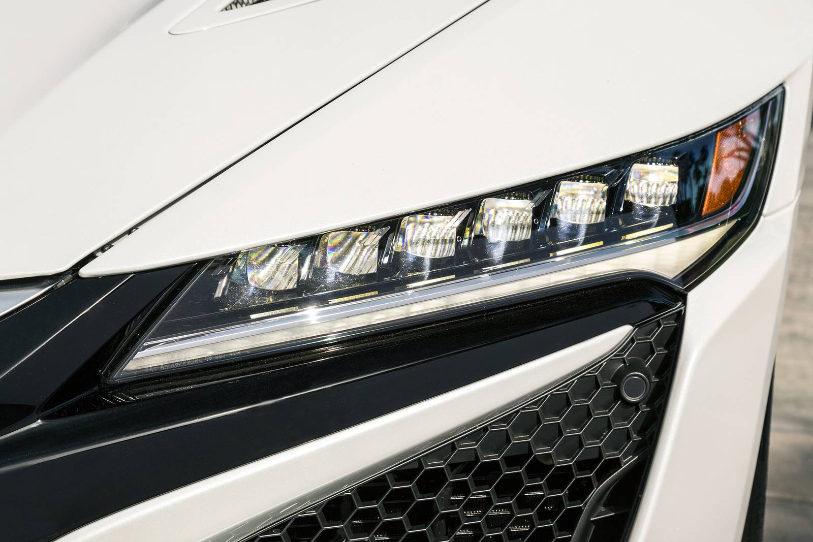 2018 Acura NSX front safety EDETAIL