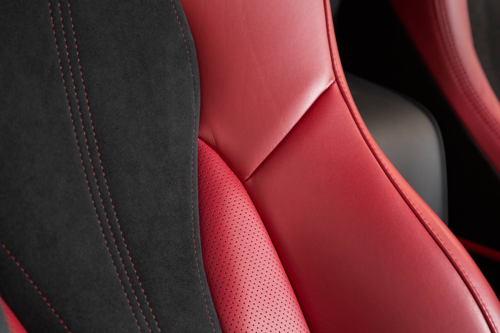 2020 Acura NSX interior DETAIL