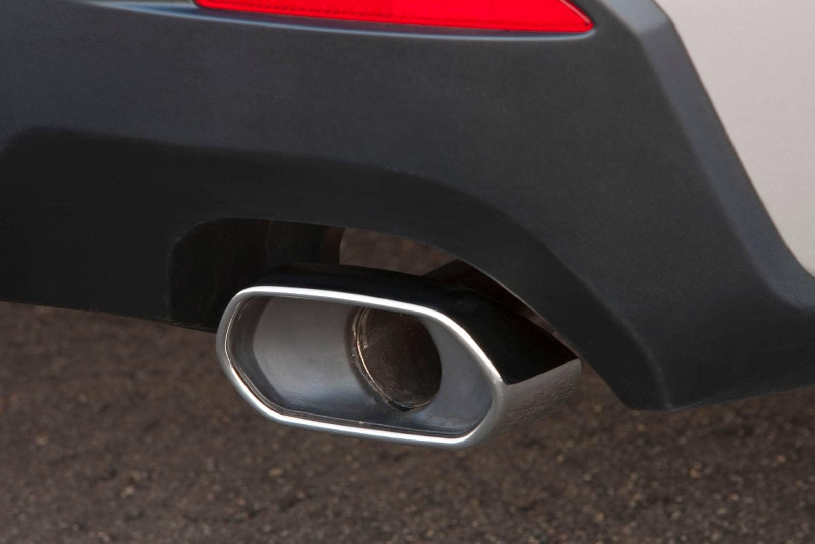 2011 Acura RDX front safety EDETAIL