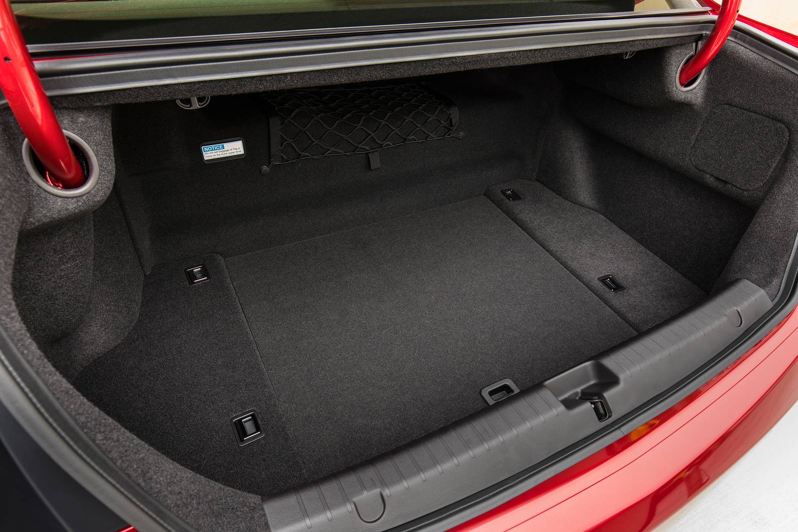 2018 Acura RLX interior CARGO