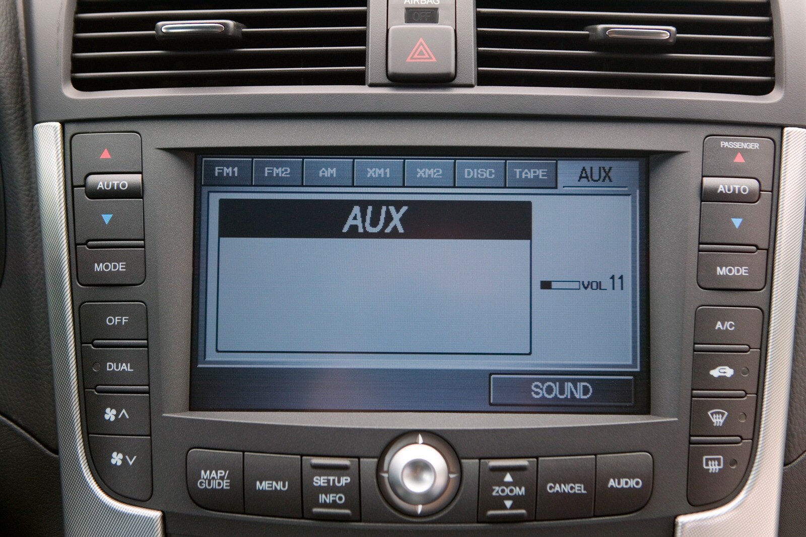 2008 Acura Tl interior NAVSYS