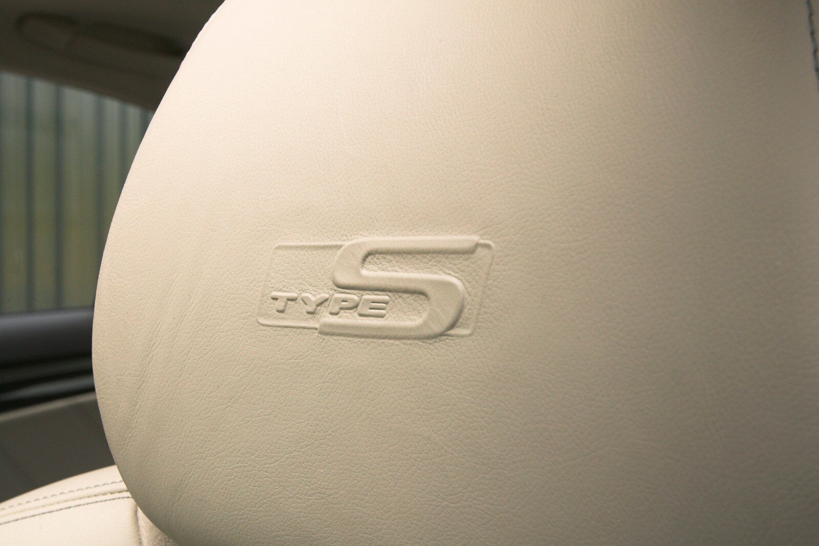 2008 Acura TL front safety DETAIL