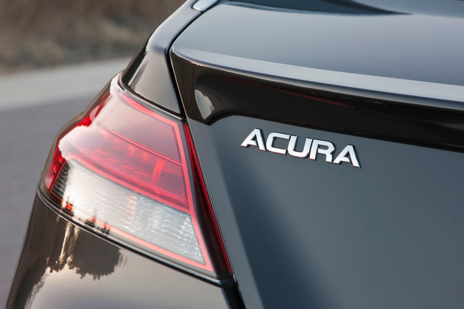 2013 Acura Tl exterior RBDG