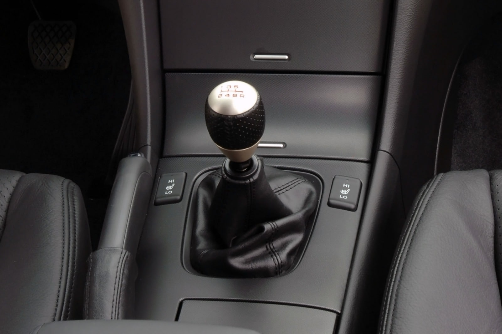 2007 Acura TSX interior SHF