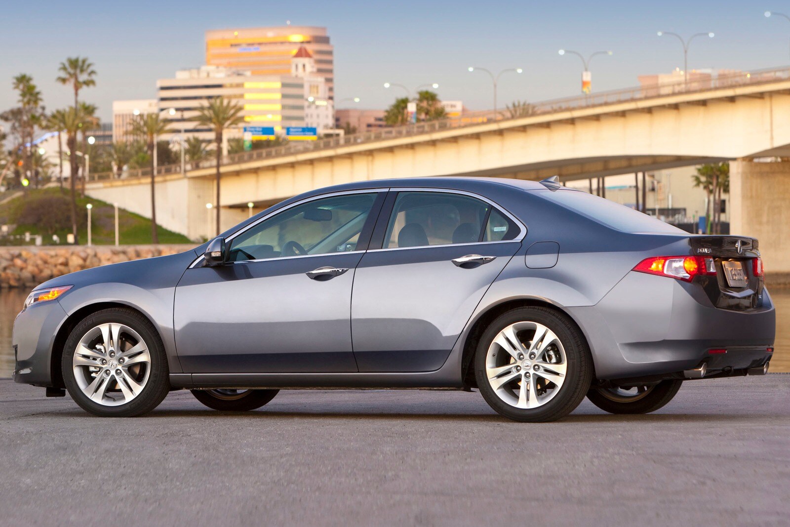 2012 Acura TSX front safety FQ