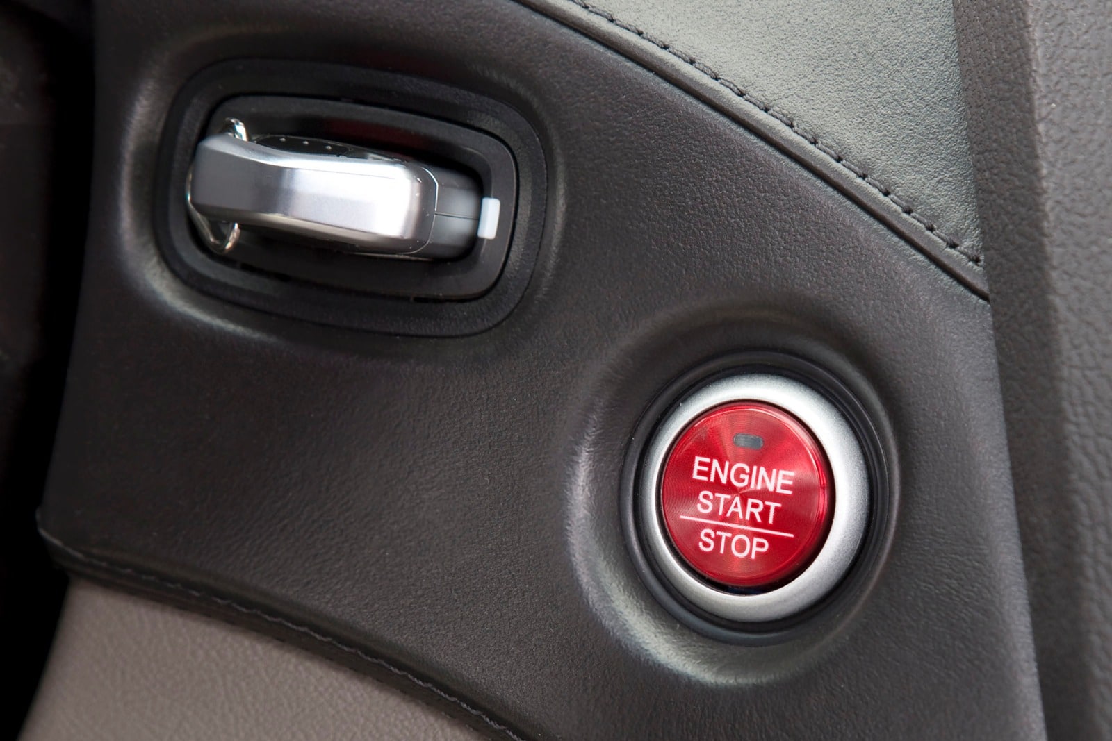 2010 Acura ZDX interior DETAIL