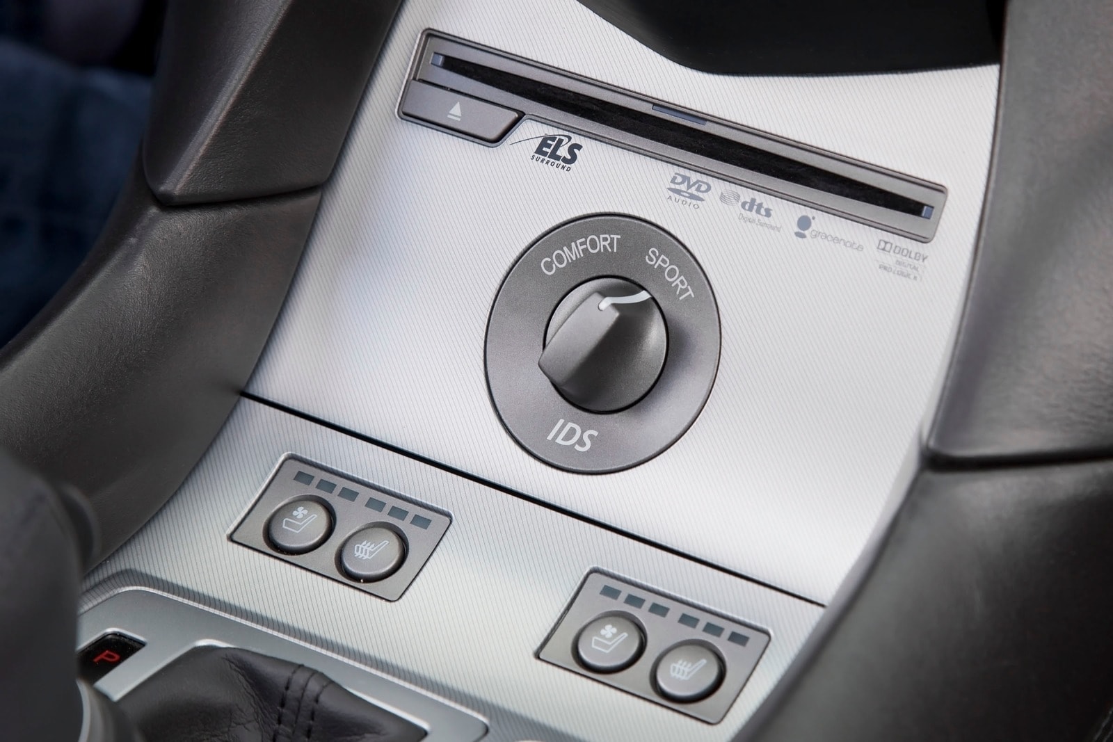 2012 Acura ZDX interior CC