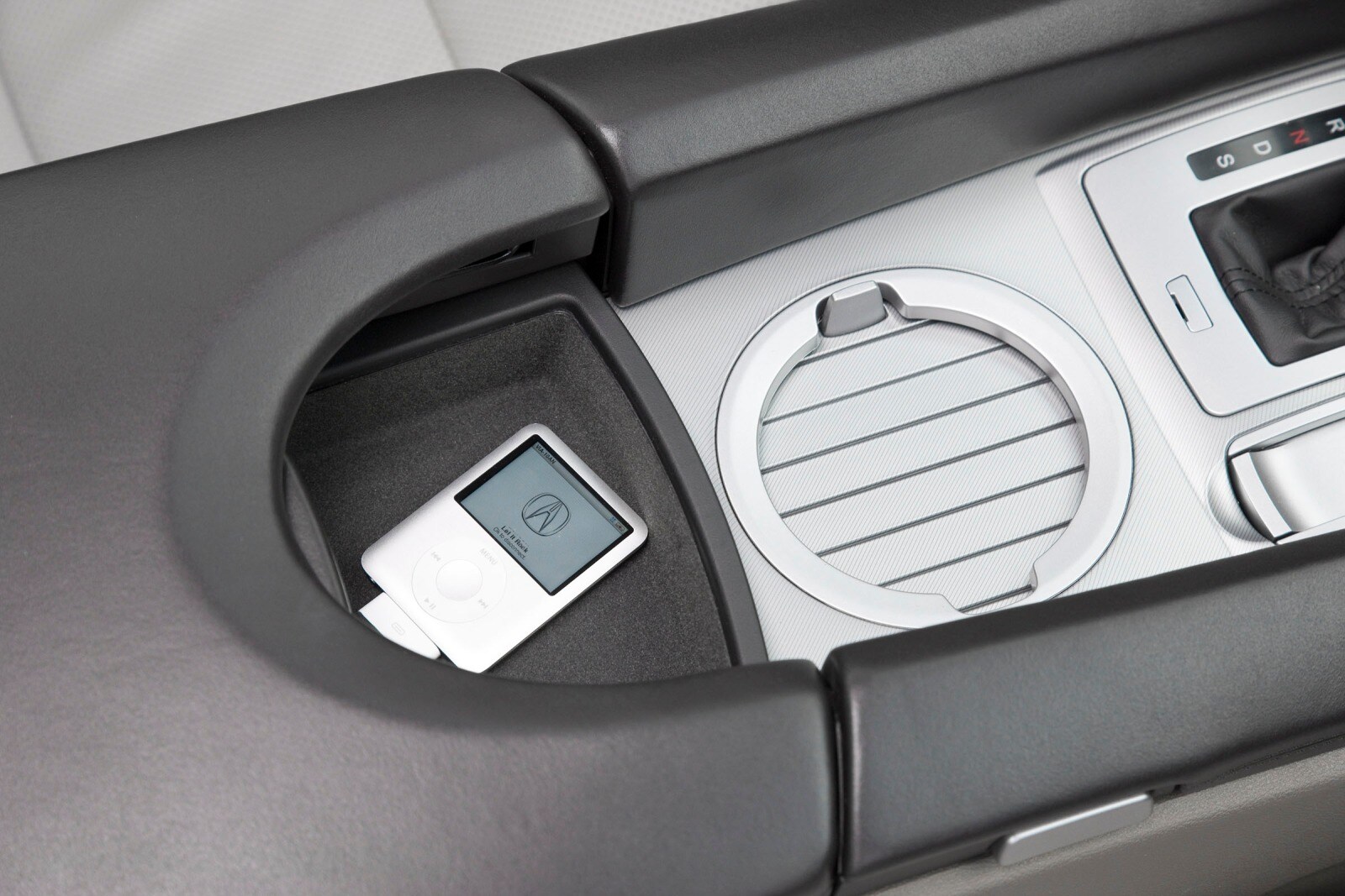 2012 Acura ZDX interior DETAIL