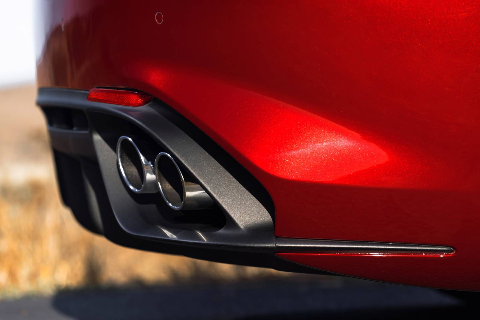 2017 Alfa Romeo Giulia exterior EDETAIL