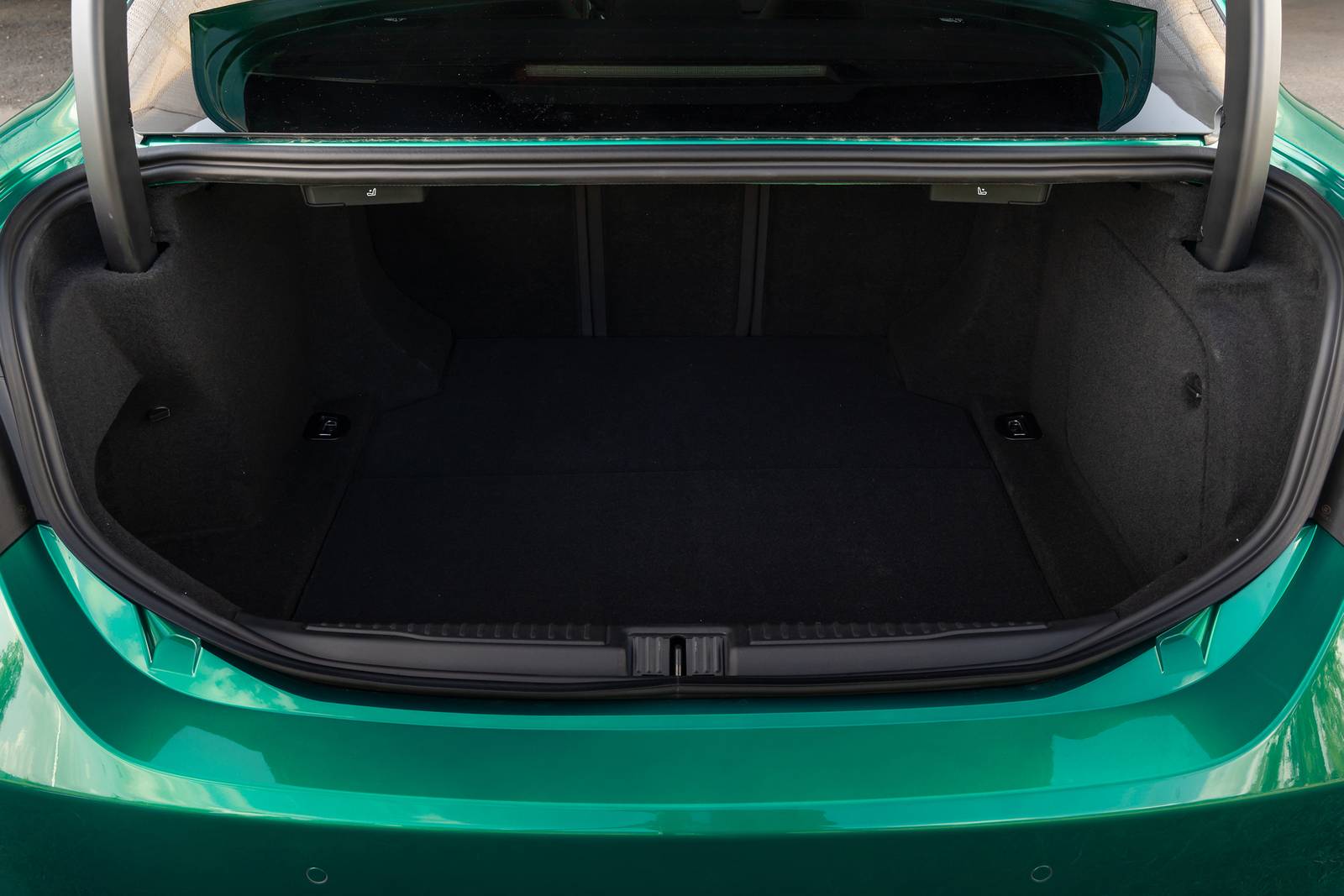 2024 Alfa Romeo Giulia interior CARGO