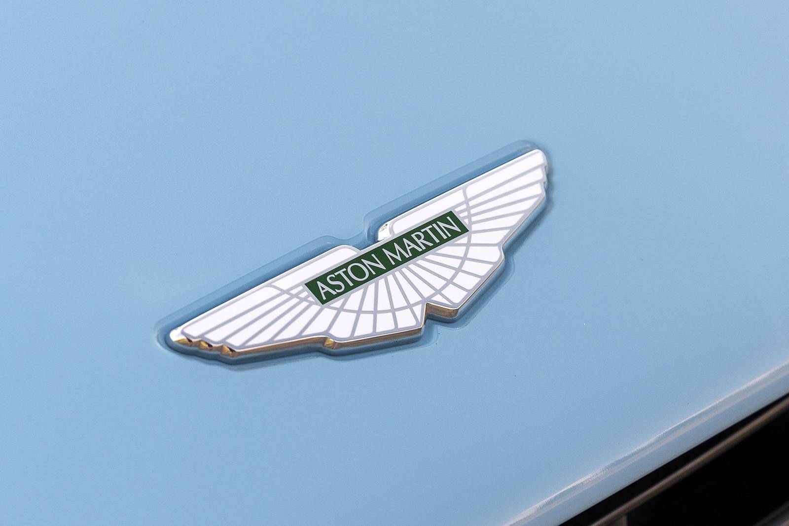 2017 Aston Martin DB11 — OEM photo 4