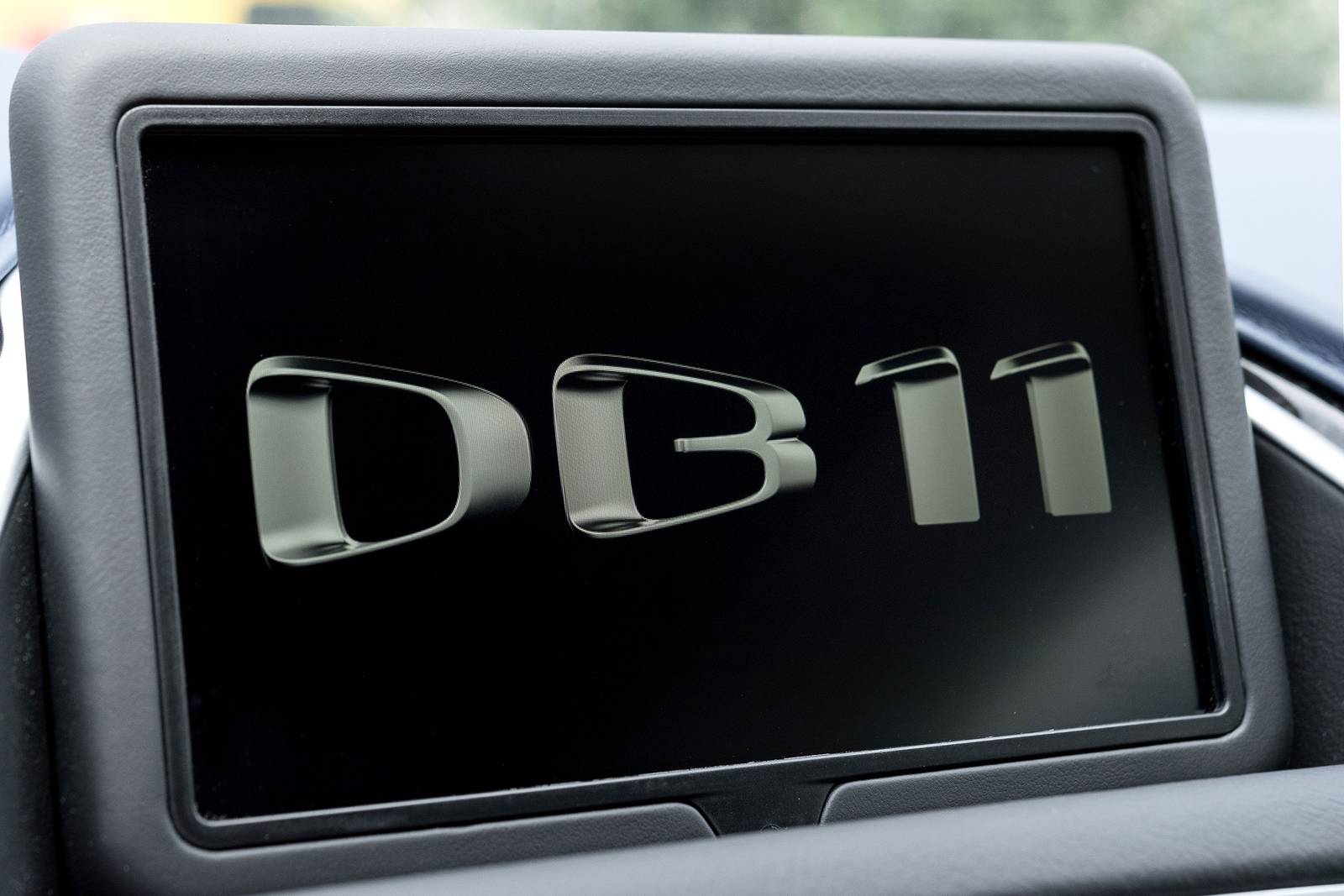 2018 Aston Martin DB11 interior CC