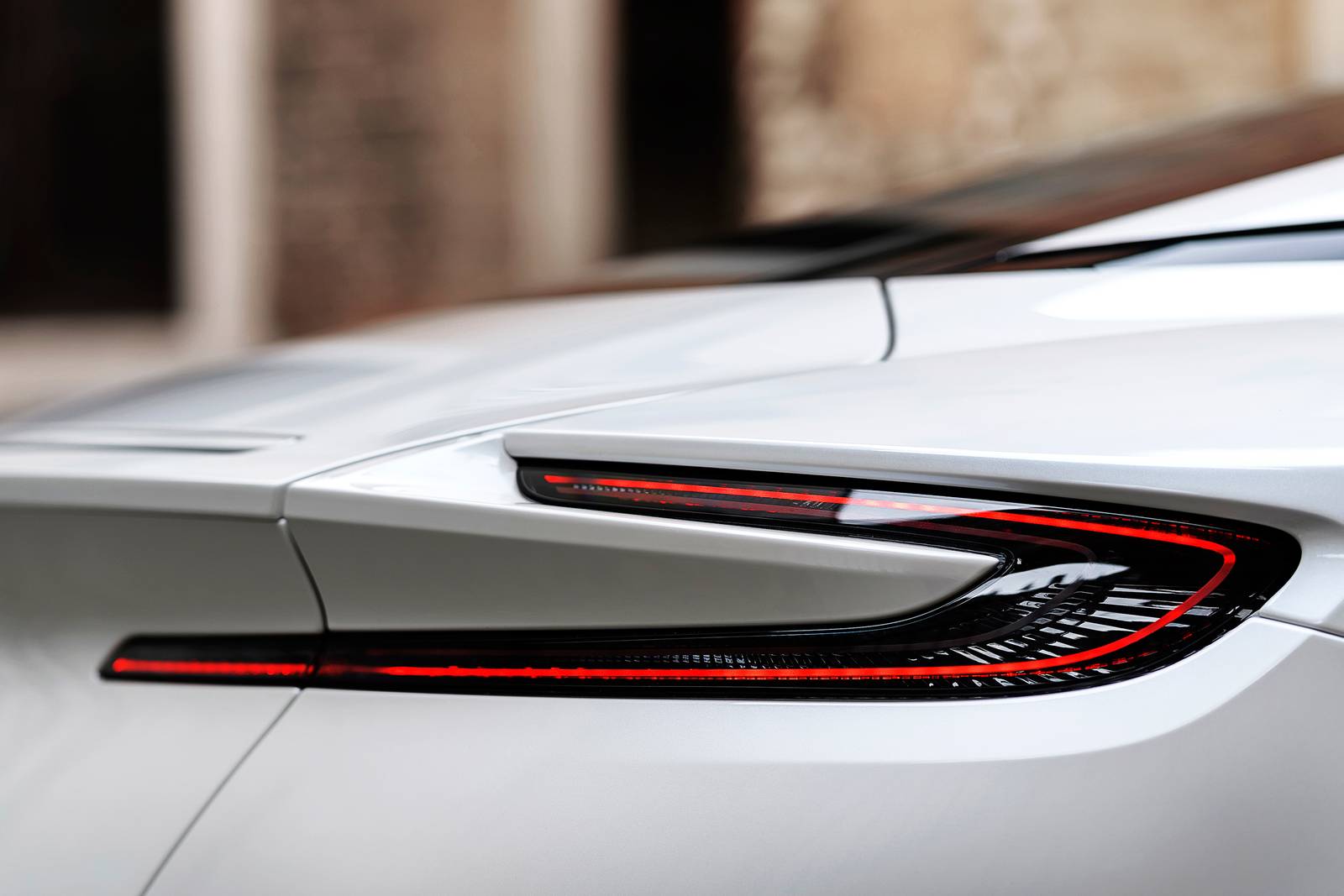 2019 Aston Martin DB11 exterior EDETAIL