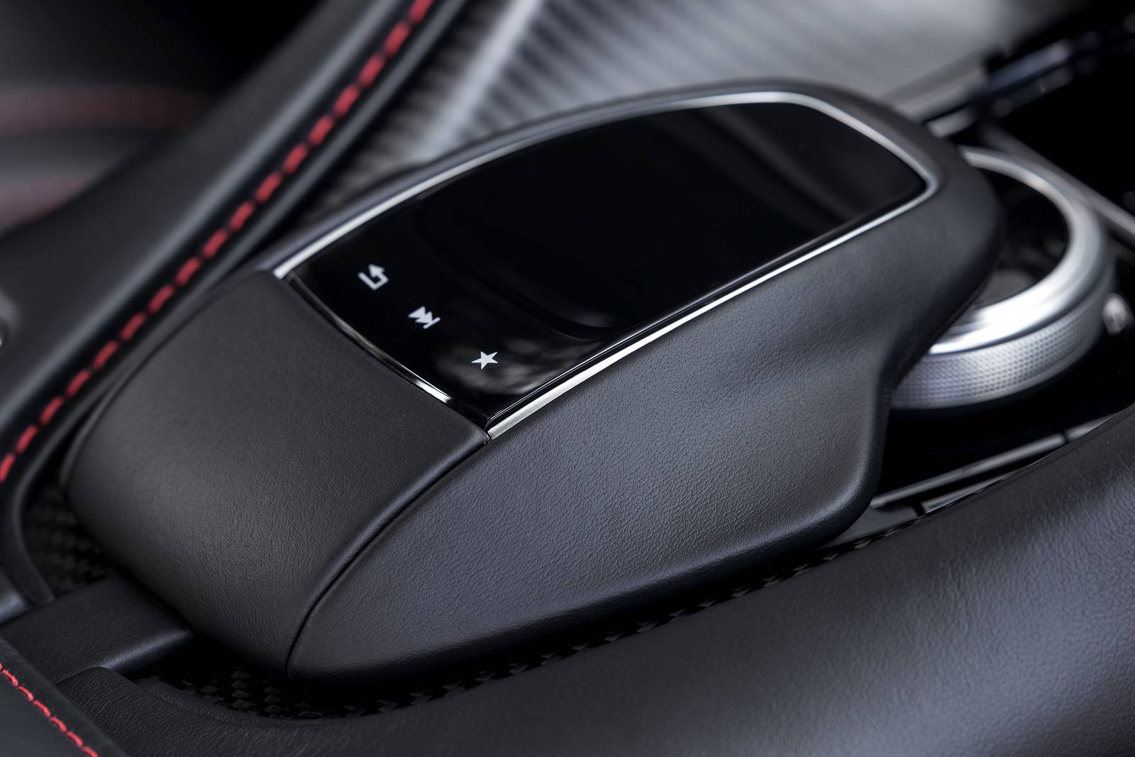 2020 Aston Martin DB11 interior AUXCTRL