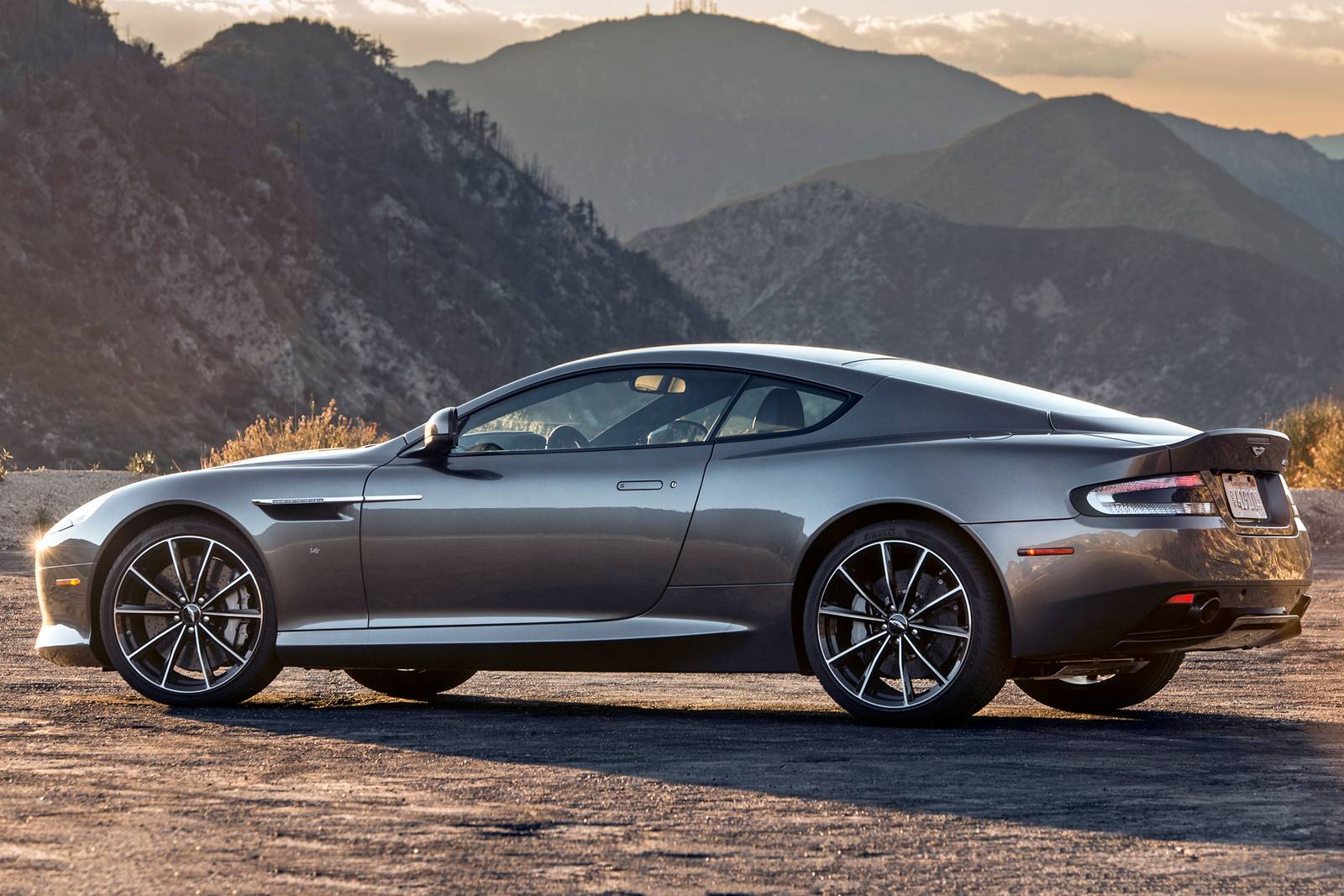 2016 Aston Martin DB9 — OEM photo 4