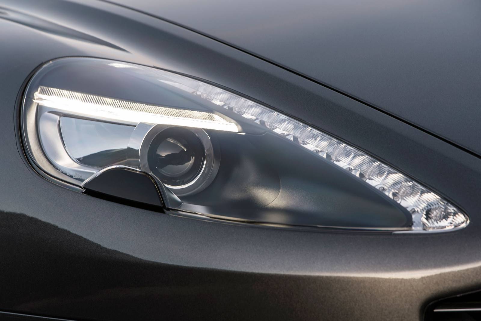 2016 Aston Martin DB9 GT exterior EDETAIL