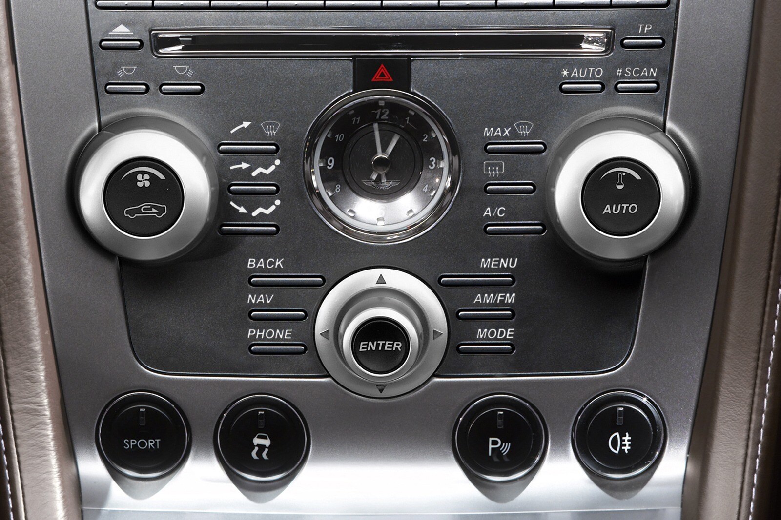 2010 Aston Martin DB9 interior CC