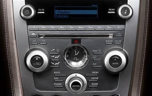 2011 Aston Martin DB9 interior CC