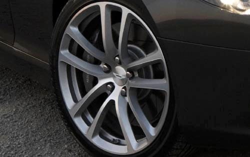 2011 Aston Martin DB9 exterior EDETAIL