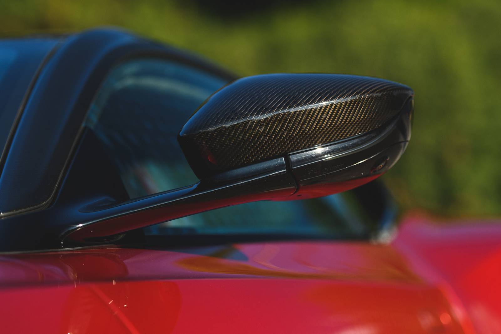 2021 Aston Martin DBS Superleggera exterior EDETAIL