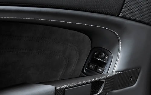2008 Aston Martin DBS interior DETAIL