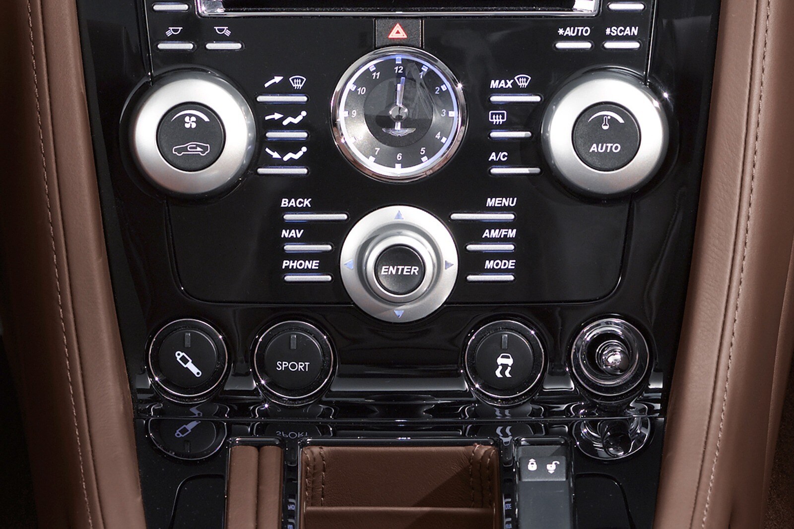 2010 Aston Martin DBS interior CC
