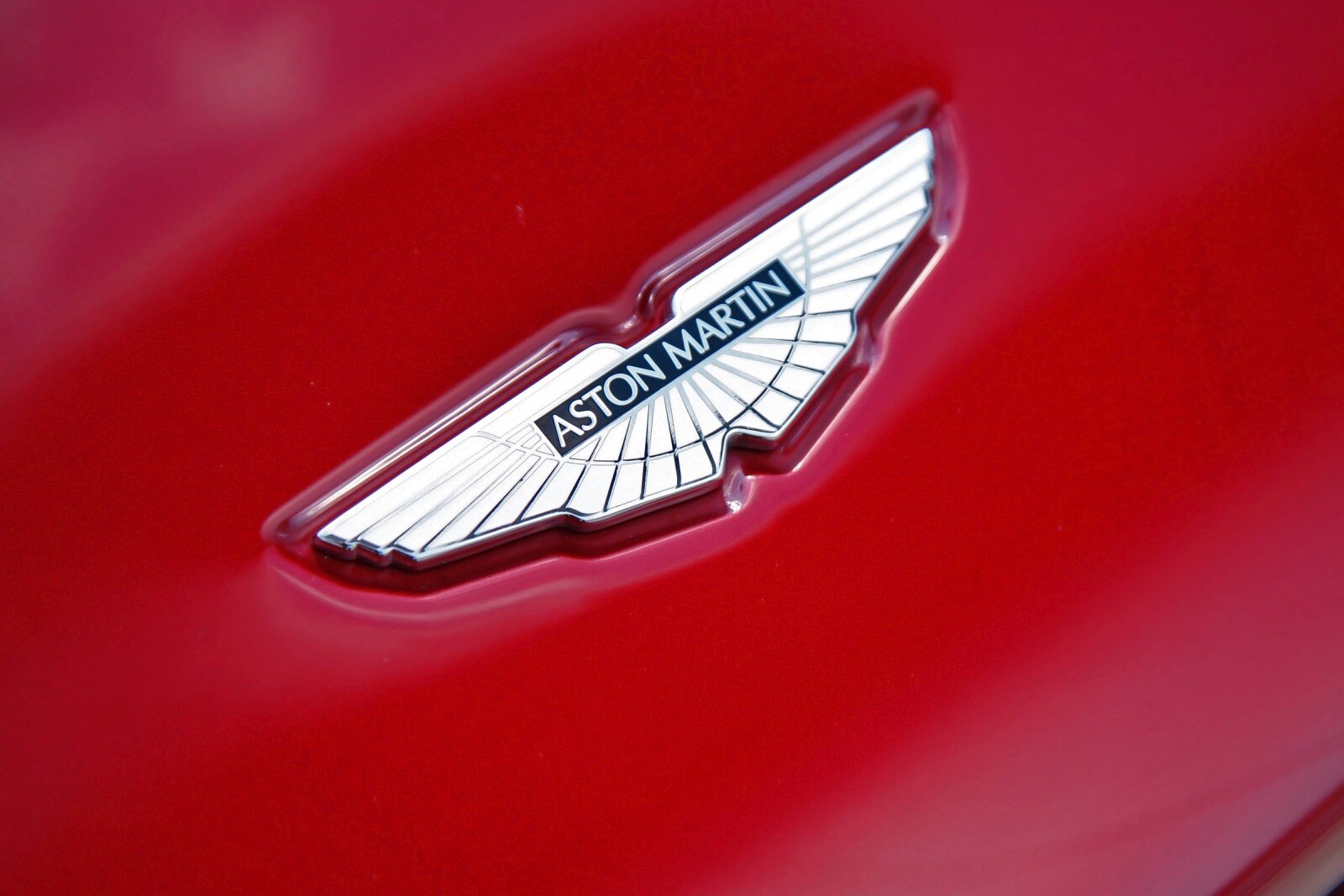 2012 Aston Martin DBS — OEM photo 4