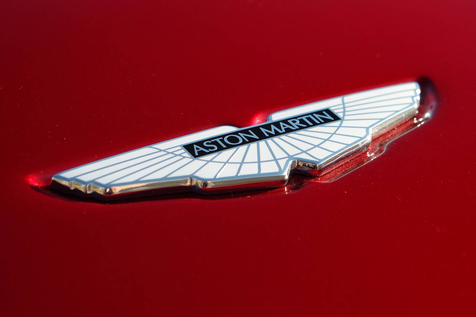 2012 Aston Martin DBS exterior FBDG