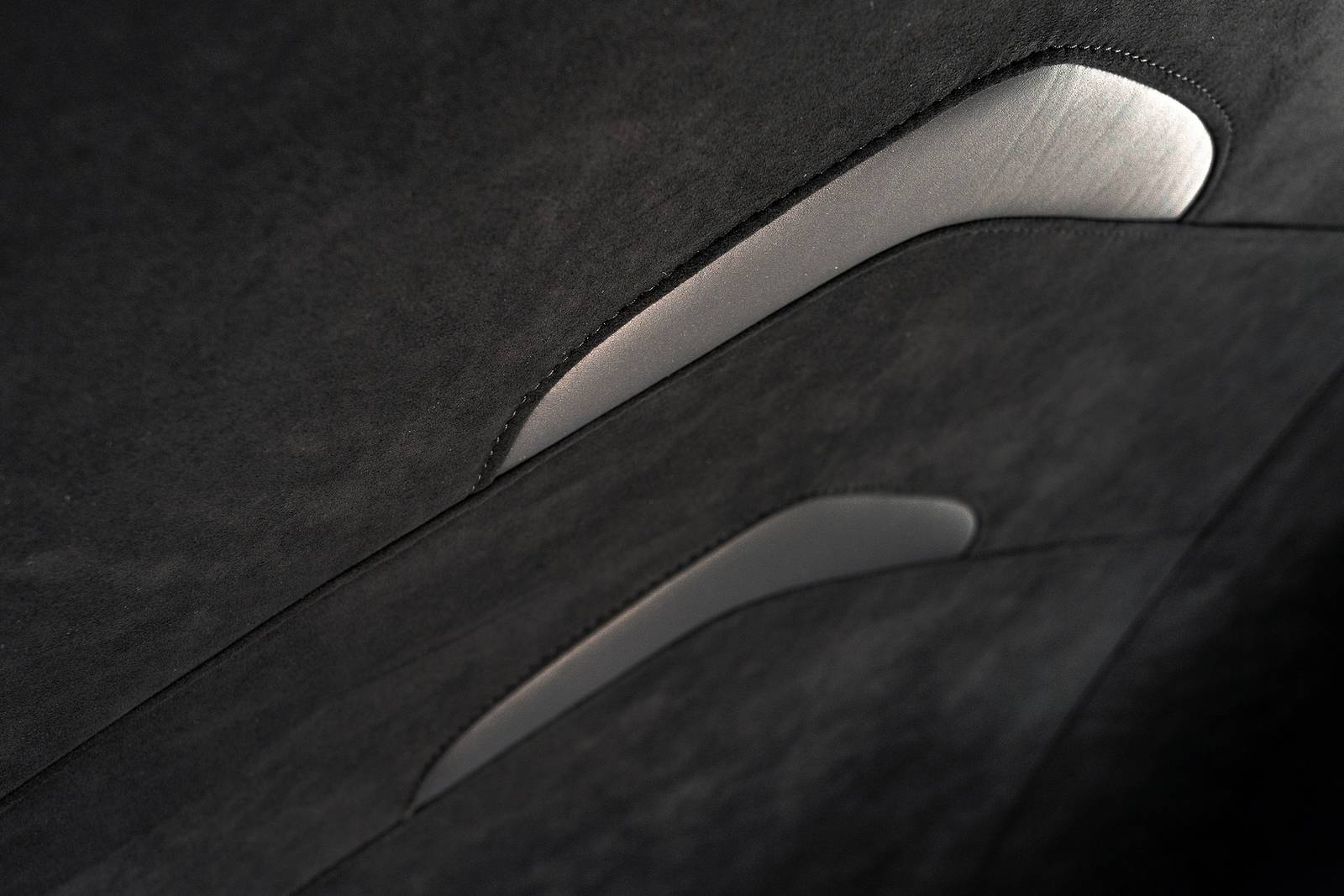 2022 Aston Martin DBS interior DETAIL