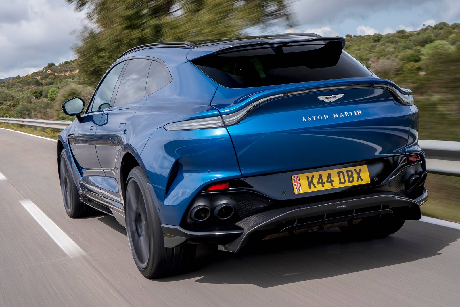 2023 Aston Martin DBX707 exterior F