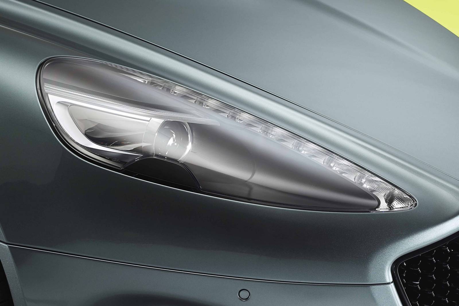 2019 Aston Martin Rapide AMR exterior EDETAIL