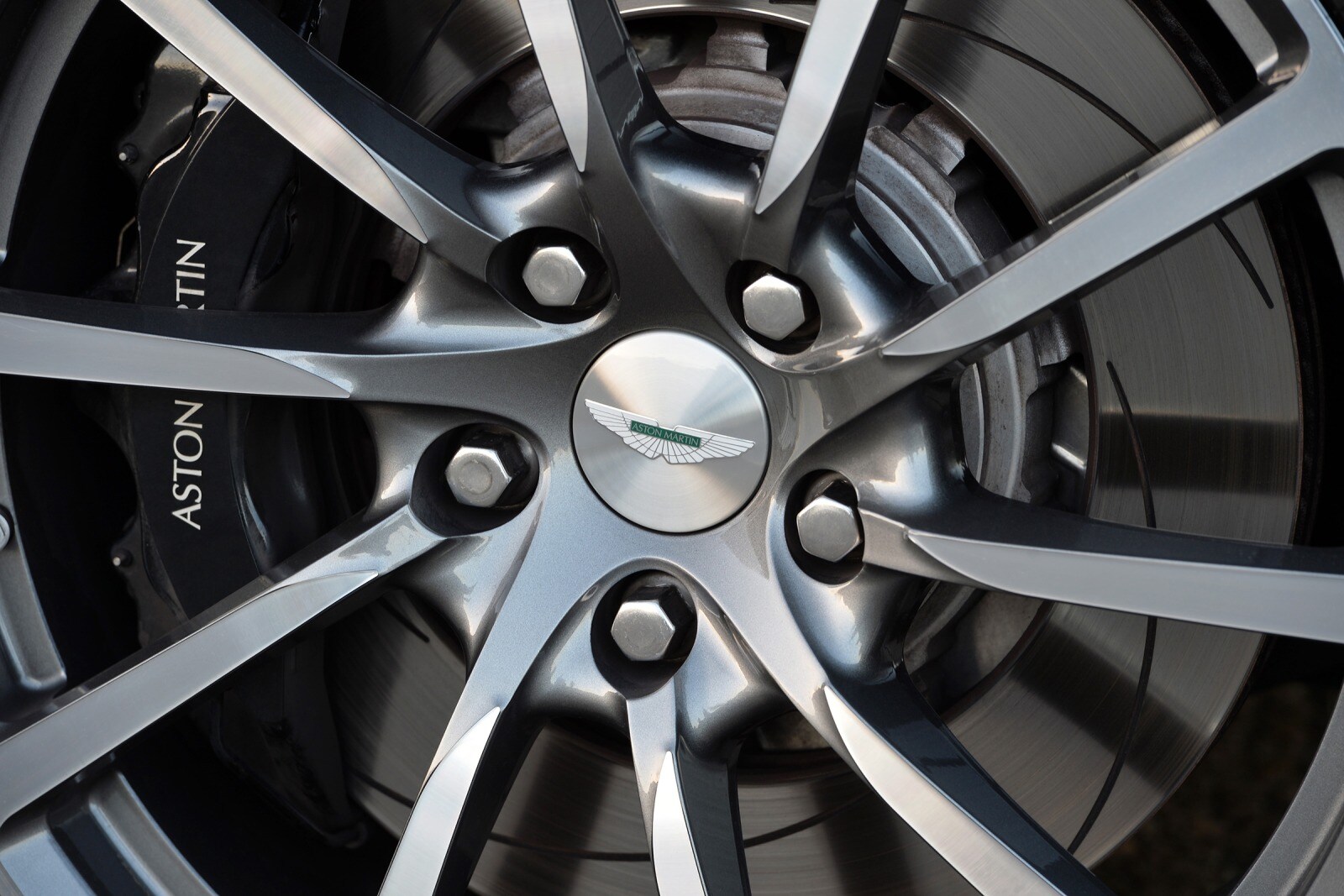 2016 Aston Martin Rapide — OEM photo 5