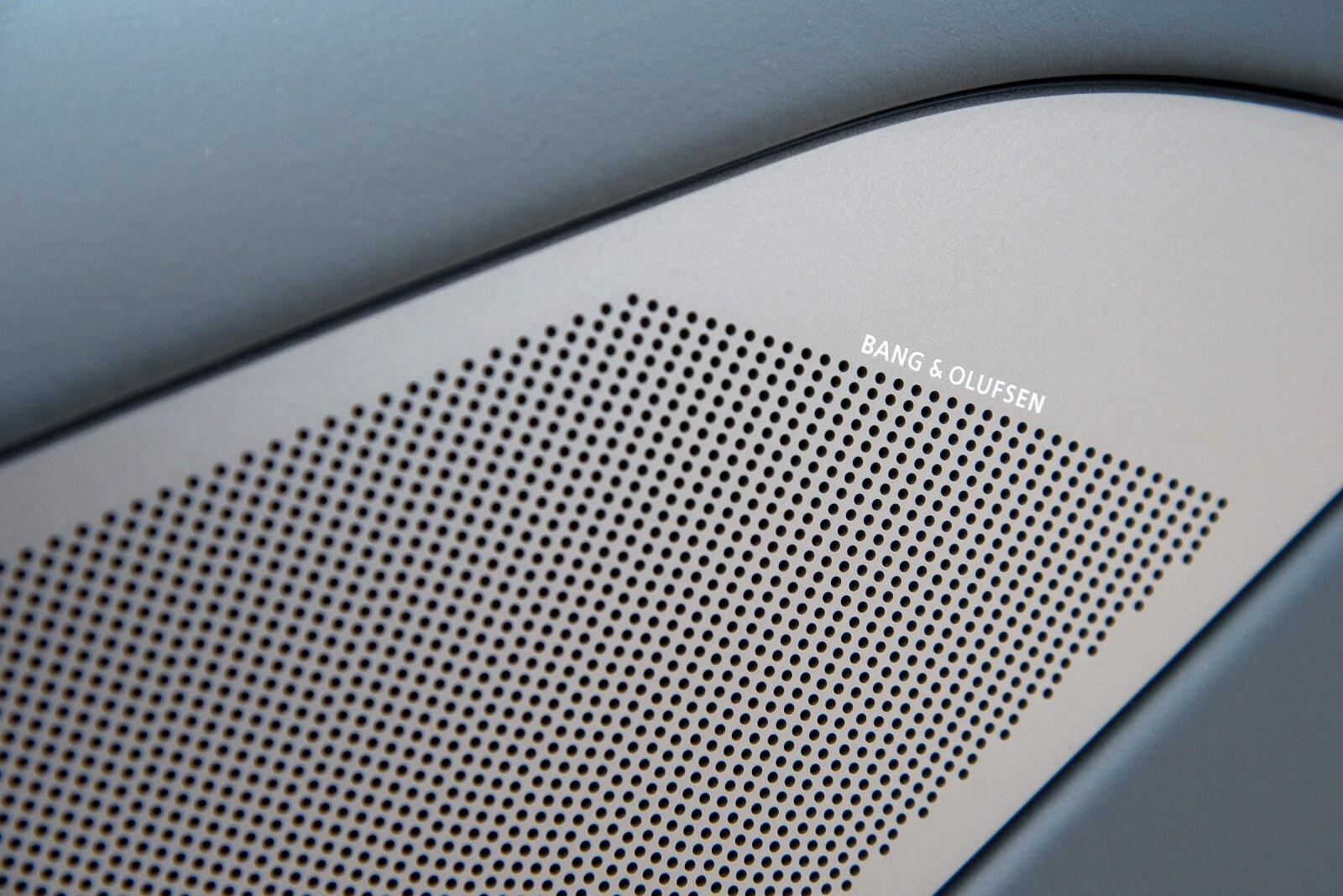 2017 Aston Martin Rapide S interior DETAIL