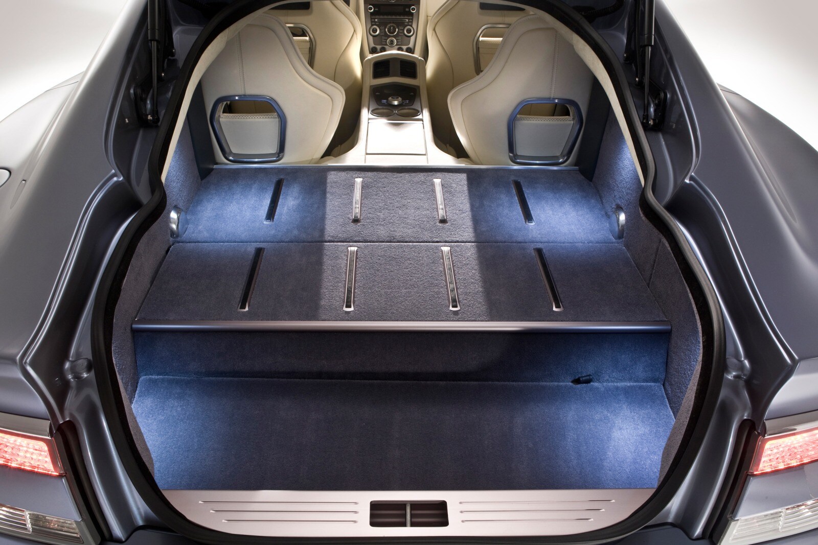 2010 Aston Martin Rapide interior CARGO