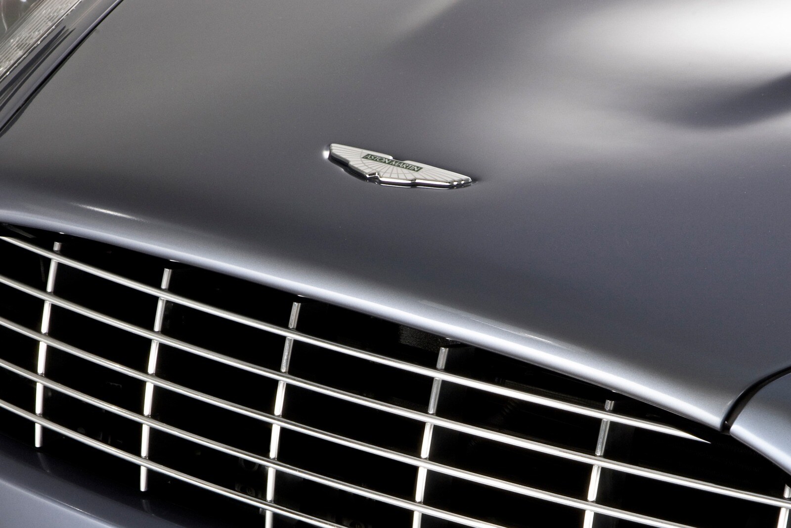 2010 Aston Martin Rapide exterior FBDG
