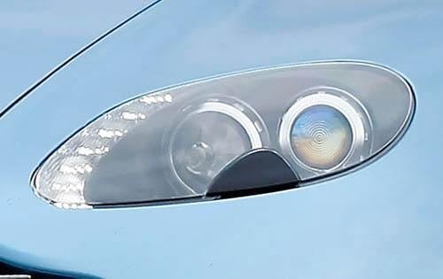 2011 Aston Martin V8 Vantage — OEM photo 5