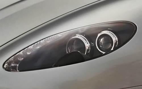 2011 Aston Martin V8 Vantage interior DETAIL