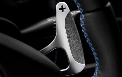 2011 Aston Martin V8 Vantage interior DETAIL