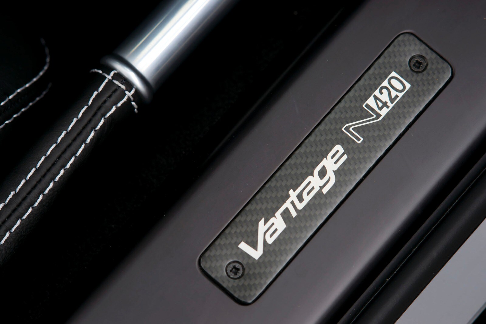 2012 Aston Martin V8 Vantage interior DETAIL