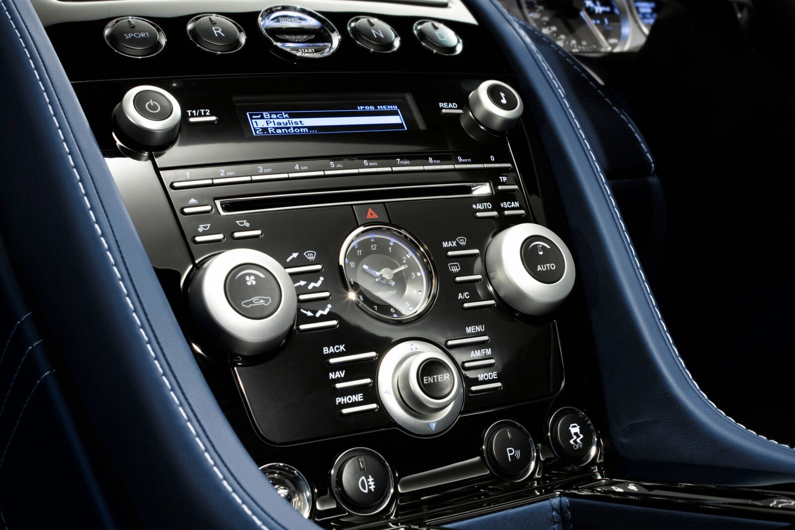 2012 Aston Martin V8 Vantage interior CC