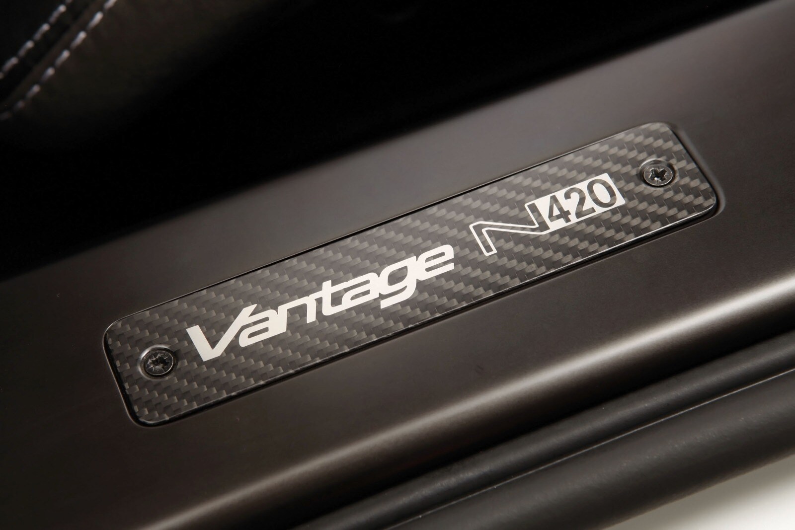2012 Aston Martin V8 Vantage interior DETAIL