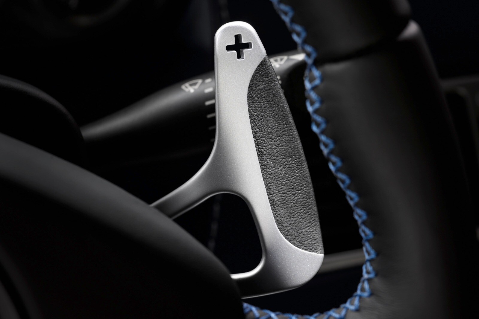 2013 Aston Martin V8 Vantage interior DETAIL