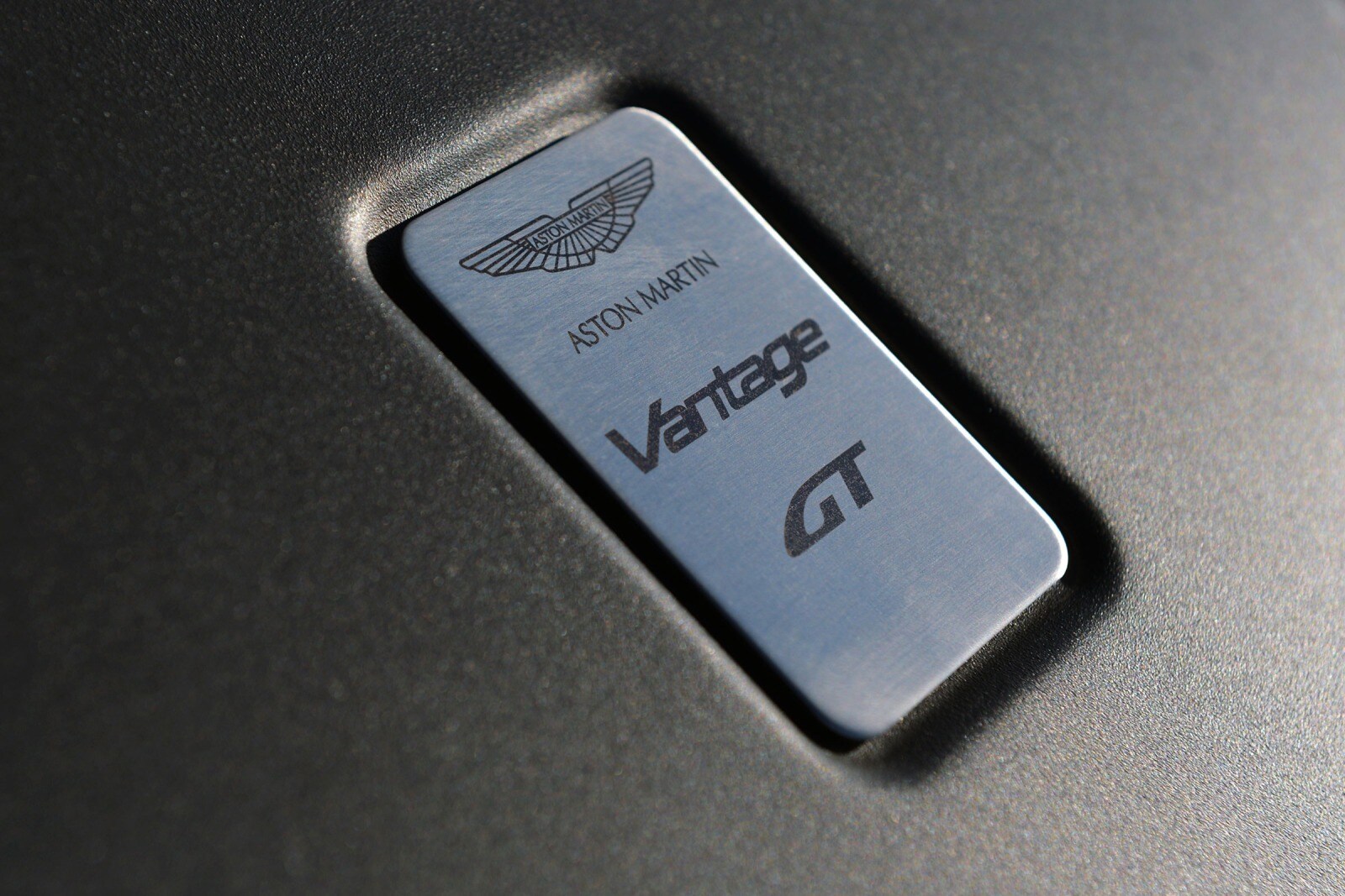 2014 Aston Martin V8 Vantage interior DETAIL