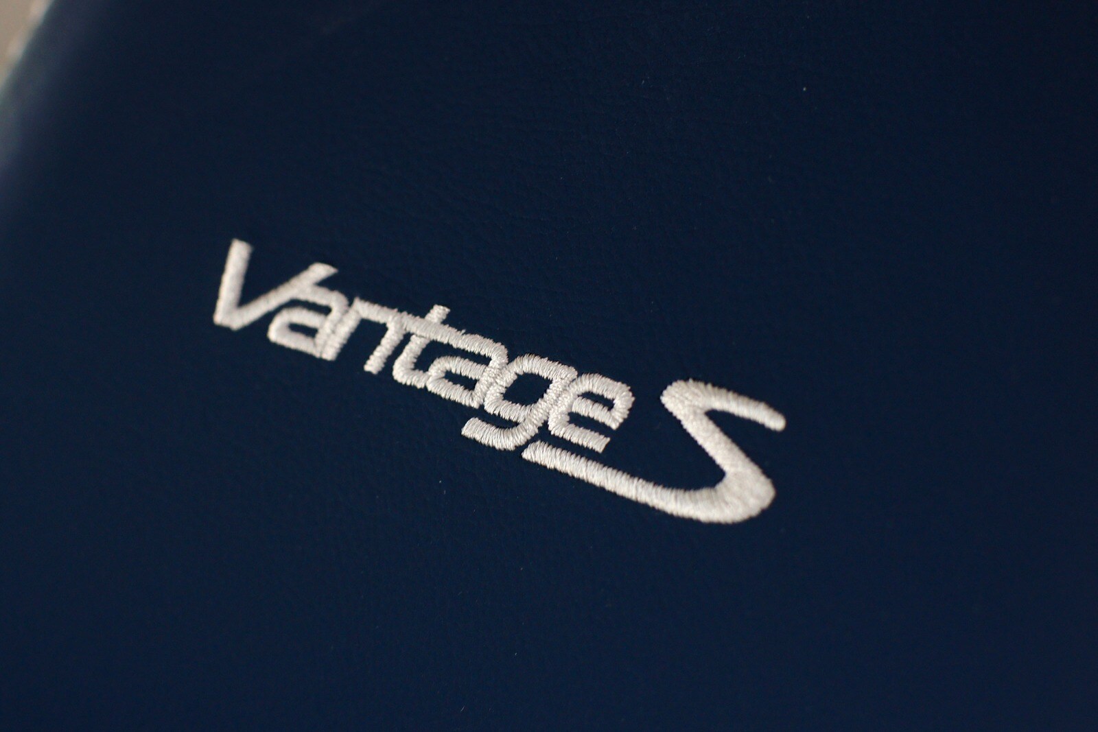 2016 Aston Martin V8 Vantage interior DETAIL