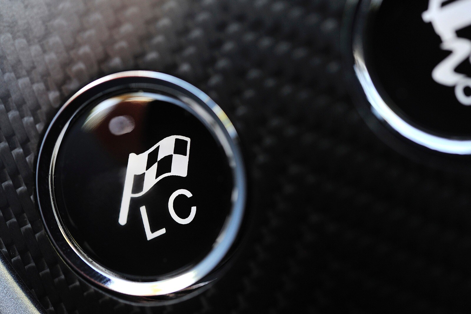 2016 Aston Martin Vanquish interior DETAIL