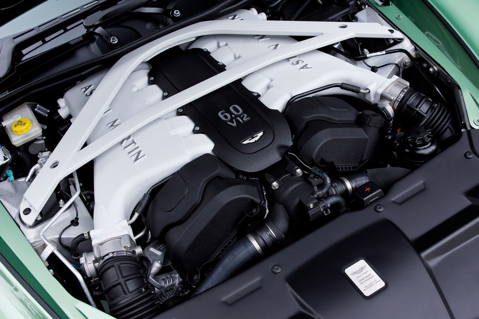 2017 Aston Martin Vanquish exterior E